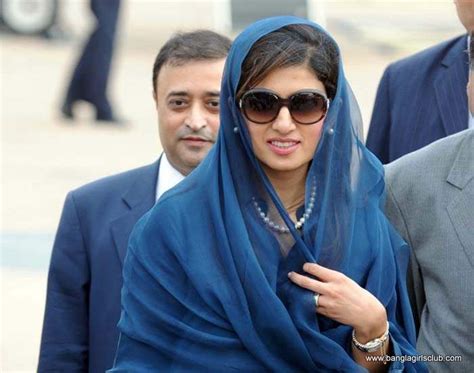 Pakistani Foreign Minister Hina Rabbani Khar Hot And Sexy