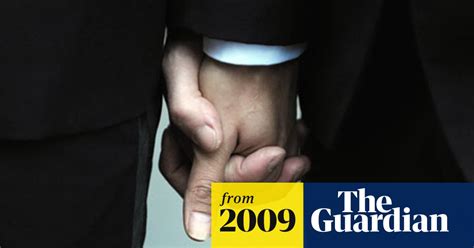 Quakers Agree To Same Sex Marriages Christianity The Guardian