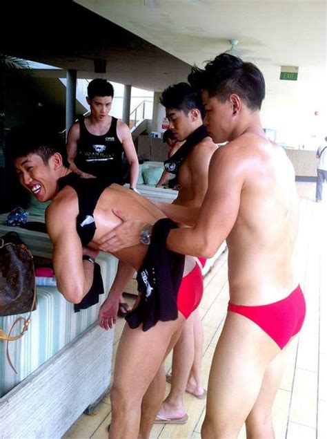 manhunt singapore hotties queerclick