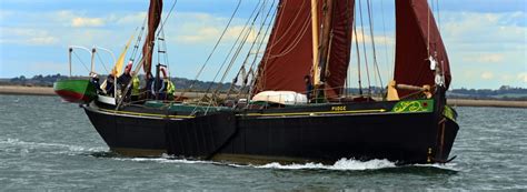 barges thames sailing barge trust