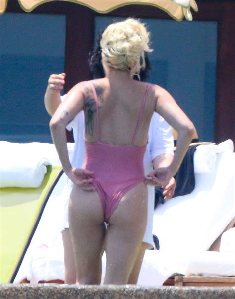 Lady Gaga Wearing Swimsuit In Mexico After Breakup July