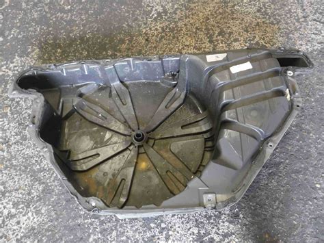 renault scenic mk   rear plastic boot floor spare wheel store renault breakers
