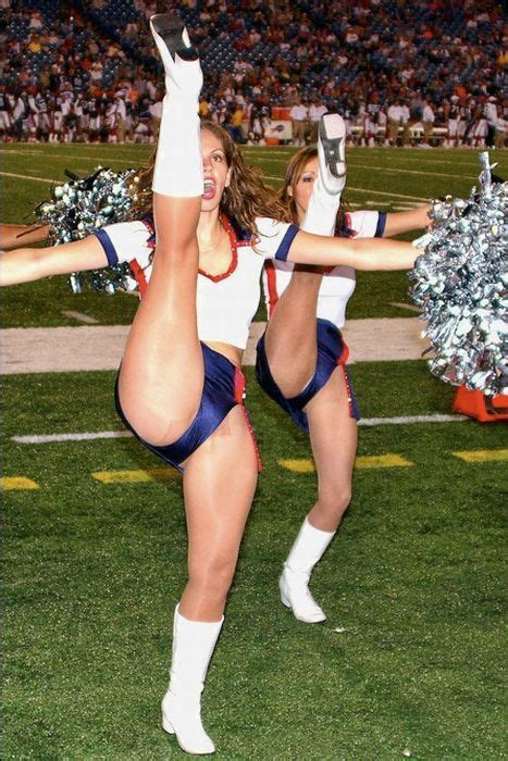 nfl cheerleaders pussy slips