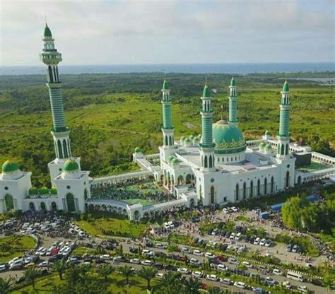 masjid agung sangatta east kalimantan indonesia east kalimantan masjid mosque taj mahal