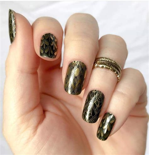 classic standing ovation  gilded cast jamberry oscar worthy