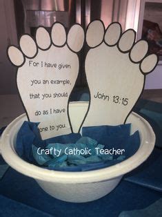 jesus serves washing  disciples feet crafty catholic teacher fun