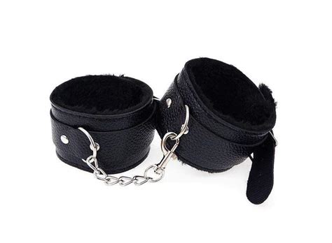 ddlgworld furry plush handcuffs black
