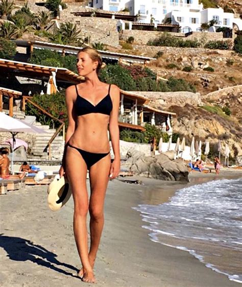 Alessia Marcuzzi Bikini Al Top A Mykonos Gossip It