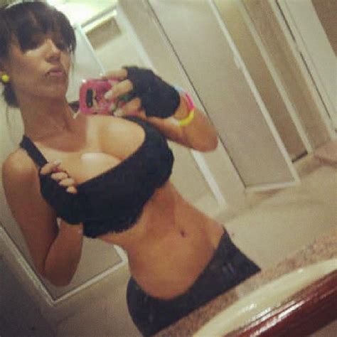 facebook s sexy fitness girls hot brazilian girlfriend s private self shot pictures exposed