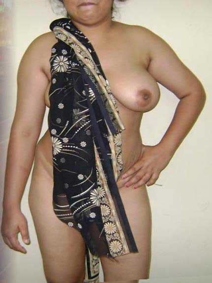 bade indian boobs wali model ka hot photo