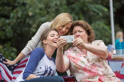 Review ‘mother’s Day’ Is A Goopy Glossy Sentimental Mess The New