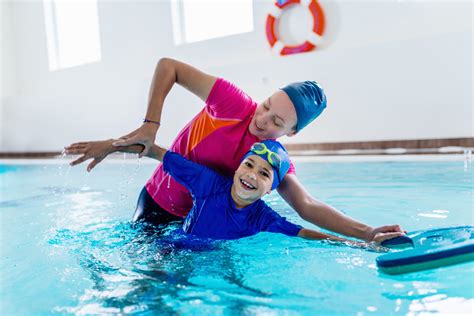 easiest swim technique  beginners   scuba travel aquatics center