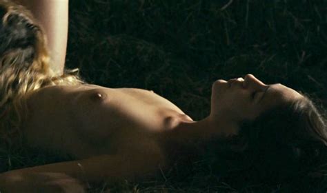 lola kirke and breeda wool nude sex scene in awol free video