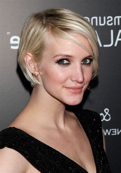 27 Graduated Bob Hairstyles That Looking Amazing On