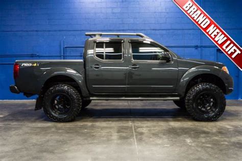 nissan frontier lifted