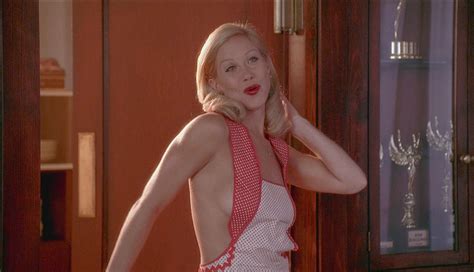 Naked Christina Applegate In Anchorman The Legend Of Ron Burgundy