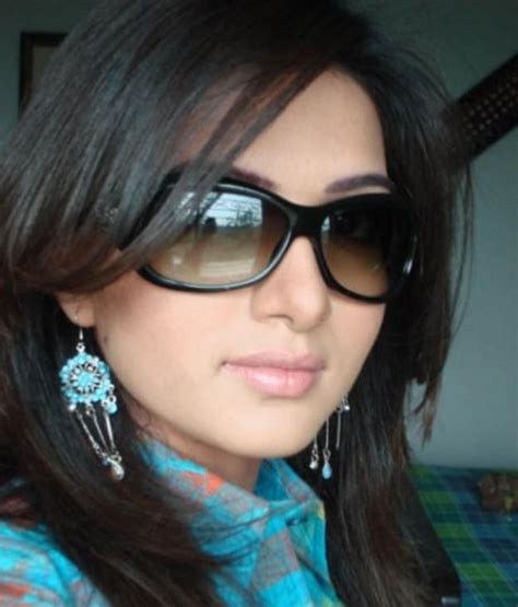 Zu Indo Sara Chaudhry Famous Pakistani Model And Tv Actress