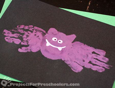 handprint bats projects  preschoolers