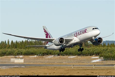 bcc qatar airways boeing   dreamliner photo  laszlo fekete id  planespottersnet