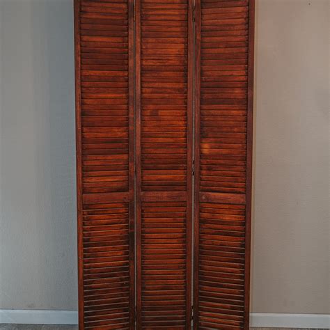 olivia tri fold wooden blinds chloes vintage rentals
