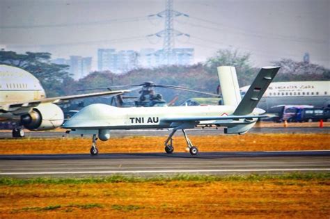 spesifikasi ch  drone tni au buatan china  bisa menembak  ketinggian  meter