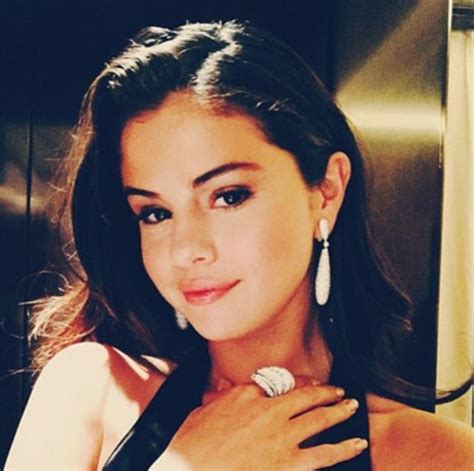 Selena On Instagram New Selfie