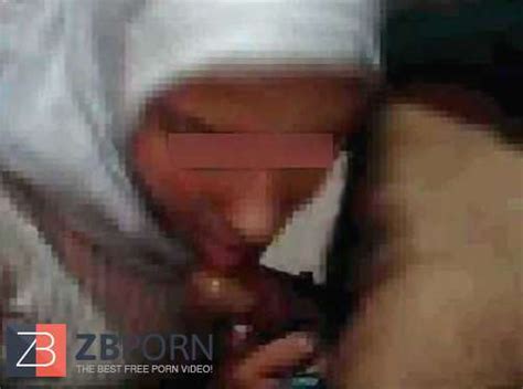 Hijab Arab Webcam In Office Wears Egypt Or Turkish Jilbab Zb Porn
