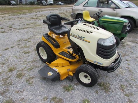 Cub Cadet Gt1554 Garden Tractor Live And Online Auctions On