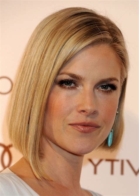 Ali Larter Short Angled Bob Hairstyle For Women Styles Weekly