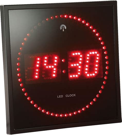 horloge digitale murale avec  led radiopilotee rouge lunartec amazonfr montres