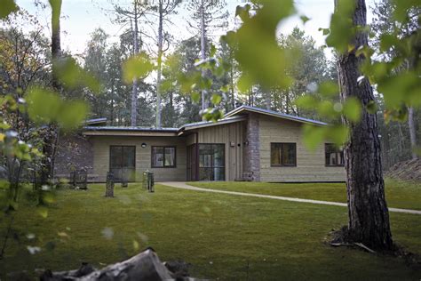 brand  lodges unveiled  center parcs sherwood forest love business east midlands