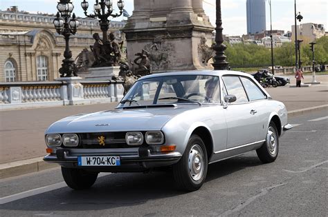 cette peugeot  coupe est  electrique