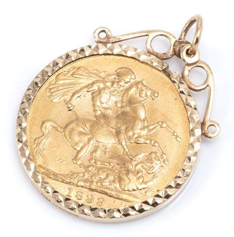 sovereign pendant  ct gold frame pendantslockets jewellery