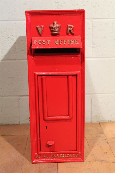 antique british royal mail queen victoria red post box warwick reclamation