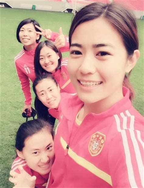 Football Player S Selfies Go Viral Online[1] Chinadaily