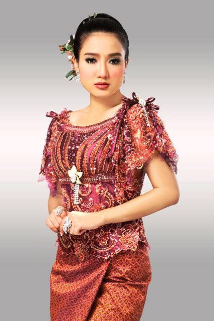Tbongkhmomsmile Khmer Traditional Dresses Understanding