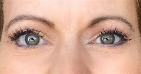 mature hooded eyes tips and tricks to apply makeup for