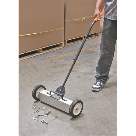 magnetic floor sweeper  release