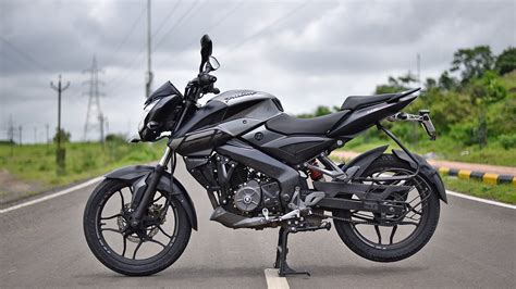 bajaj pulsar ns  std price mileage reviews specification