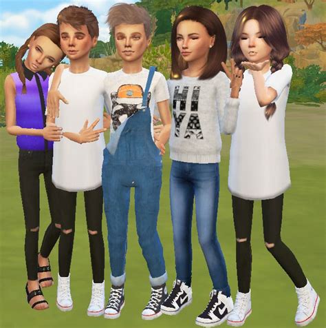 squadgoals child group pose     sims  community  lacks child poses