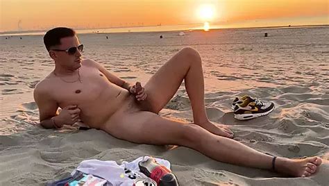 Deutscher Twink Junge Holt Sich Draußen Am Strand In Den Haag