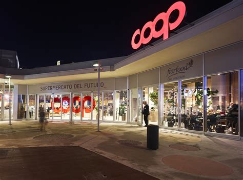 coop ha inaugurato  milano il supermercato del futuro wired