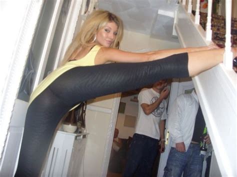 What’s Not To Love About Yoga Pants Part 4 49 Pics 1