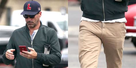 Theories About Jon Hamm S Penis Why Is Jon Hamm S Bulge Out