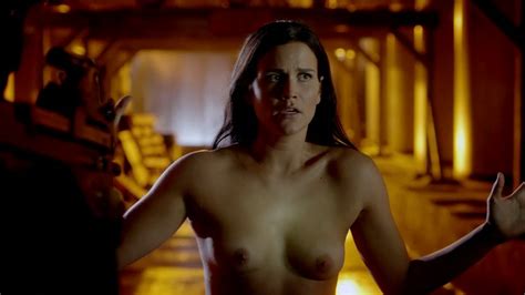 naked ashley noel in femme fatales