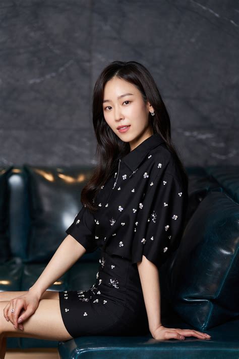 herald interview  drama star seo hyun jin nervous  present