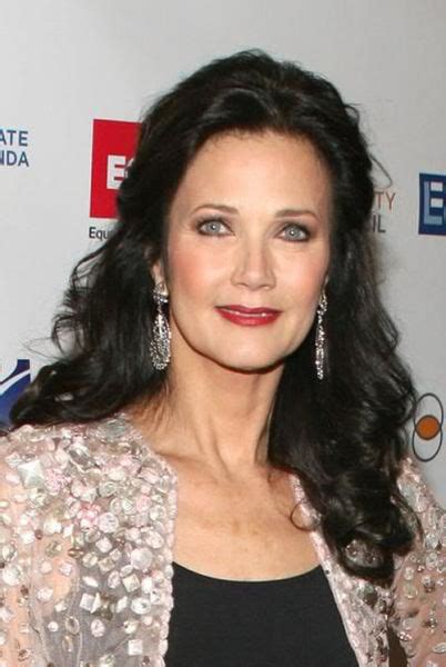 Famous Women Over 50 Who Are Still Beautiful 47 Pics Picture 27