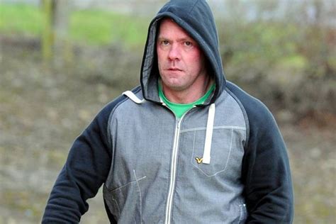 married revenge porn man who sent naked pictures of mistress to her sister avoids jail mirror