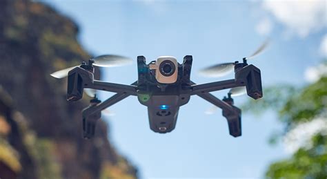 parrot anafi  gia tra  droni piu popolari venduti da amazon quadricottero news