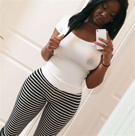 sex images busty ebony made a sexy selfie porn pics by the sex me